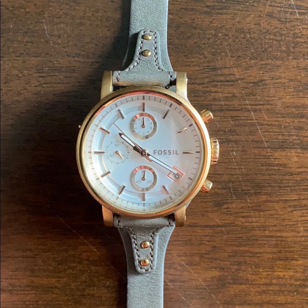 Fossil Watch- women’s.  Leather strap